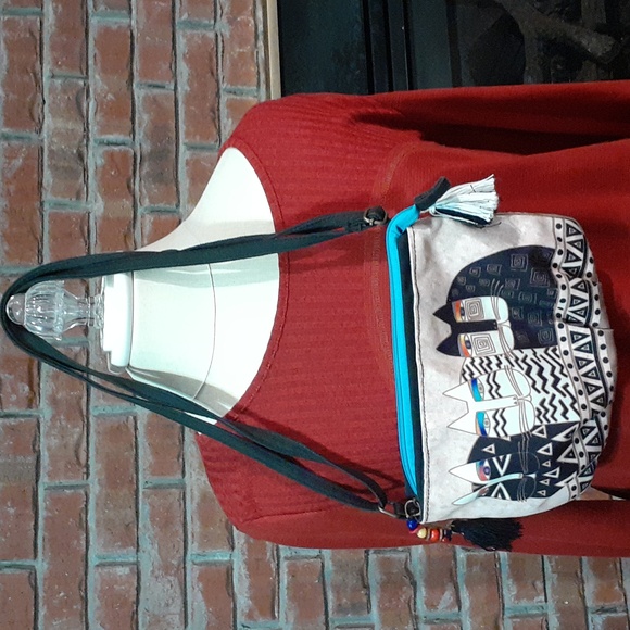 Laurel Burch artistic cat design crossbody bag - Picture 8 of 8